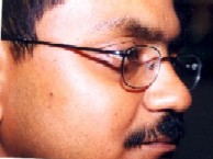 Sabyasachi Ray - din engleză în bengali translator