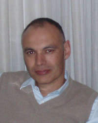 Joao Azevedo e Silva - English英语译成Portuguese葡萄牙语 translator