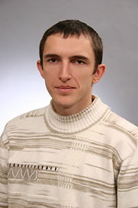 Roman Paslavskyy - 英語 から ウクライナ語 translator
