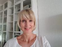 Nicole Eustace - Portuguese to English translator