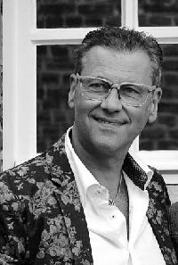Peter Van den Meutter - francia - holland translator