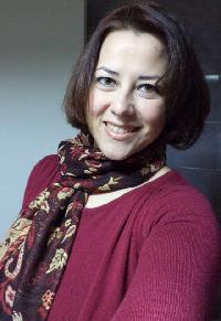Paula Prestes - English to Portuguese translator