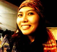 Yulia Absari - Indonesian to English translator