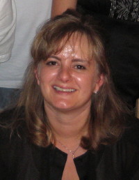 Annette Holmes - dán - angol translator