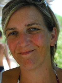 Mariëlle van Leeuwen - Dutch to English translator