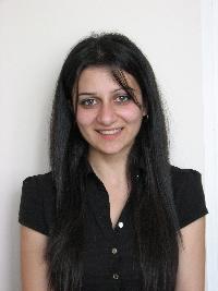 Anna Ayvazyan - din franceză în armeană translator