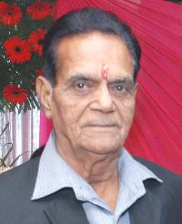 Dr. Dharampal Malhotra - English to Hindi translator