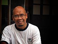 Agus Haryono - inglês para indonésio translator