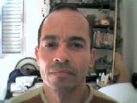 Alexandre Magno Rodrigues de Oliveira - Papiamento to Portuguese translator