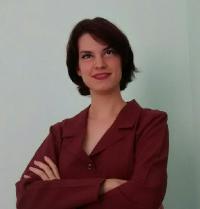 Julia Lucietto - din engleză în  portugheză translator