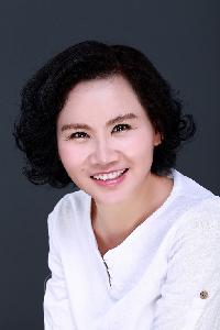 Vivian Du (PhD) - angielski > chiński translator