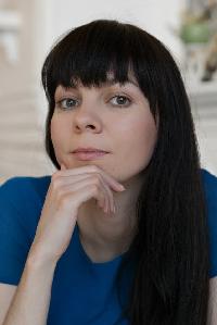 Yana Sotnikova - English to Russian translator