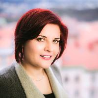 Zuzana Zizkova - تشيكي إلى ألماني translator