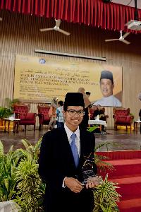 Muhammad Fauzan - árabe para malaio translator