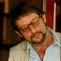 Claudio Carina - inglês para português translator