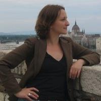 Ilona Roberts - Da Rumeno a Inglese translator