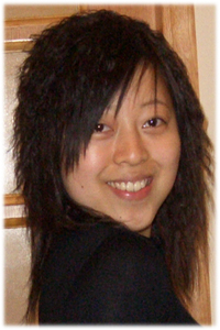 Flora Yu - japán - kínai translator