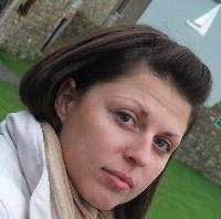 Ioana Stan - 英語 から ルーマニア語 translator