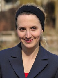 Verena Milbers - German to French translator