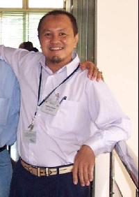 Mr. Bambang Saputra - Bahasa Indonesia > Englisch translator