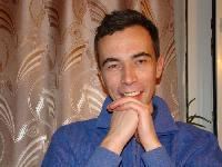 Andriy Bublikov - フランス語 から ロシア語 translator