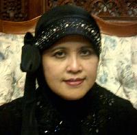 Istiani Prajoko - angol - indonéz translator