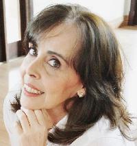 Eneide Moreira - English to Portuguese translator