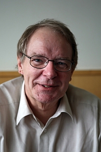 Lars Hoej - inglés al danés translator