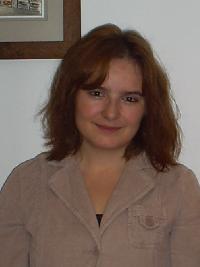 Kinga Mostis - English to Hungarian translator